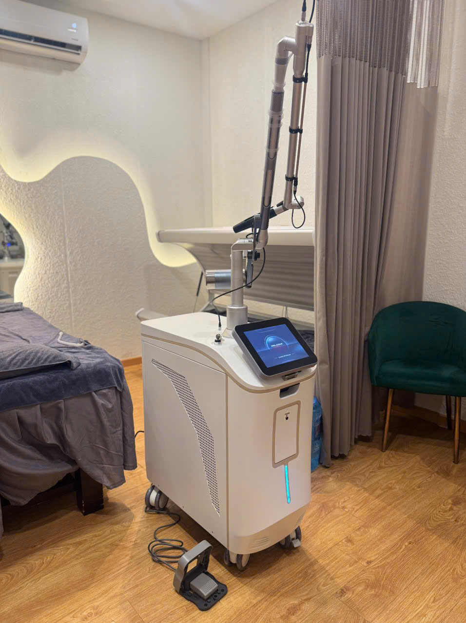 Máy QSWITCH LASER BM190